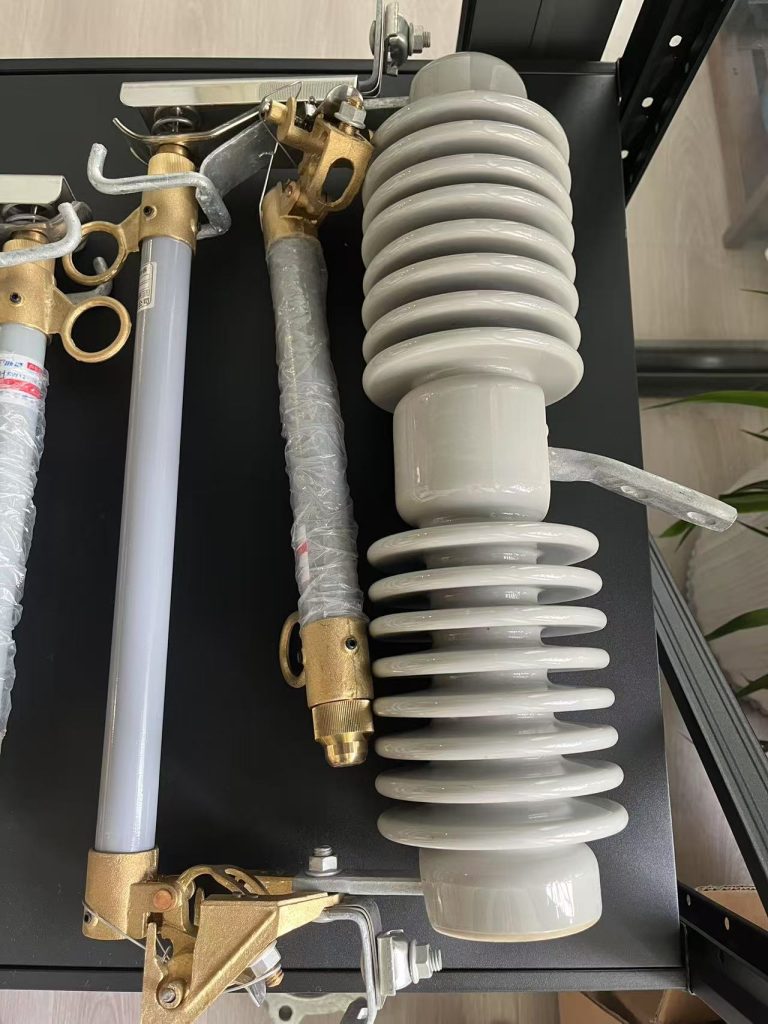 drop out fuse cutout